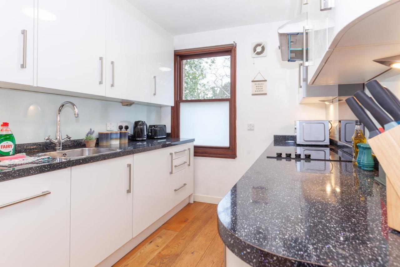 Vibrant & Bright City Centre Apartment! 牛津 外观 照片
